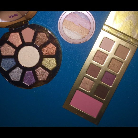 ‼️Tarte palette‼️and highlighter - Picture 5 of 8